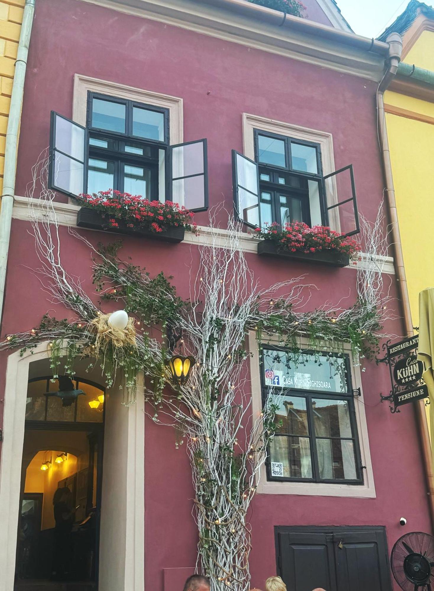 Hotel Casa Kuhn Sighişoara Exterior foto
